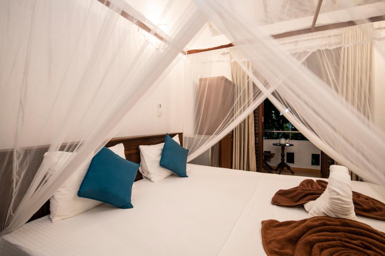 Shakuna Villa Хіккадува Екстер'єр фото
