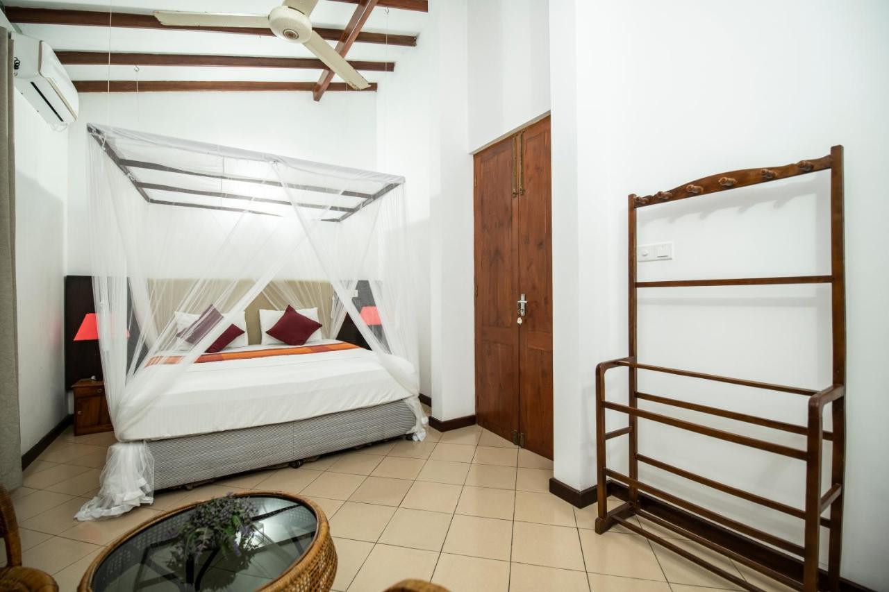 Shakuna Villa Хіккадува Екстер'єр фото