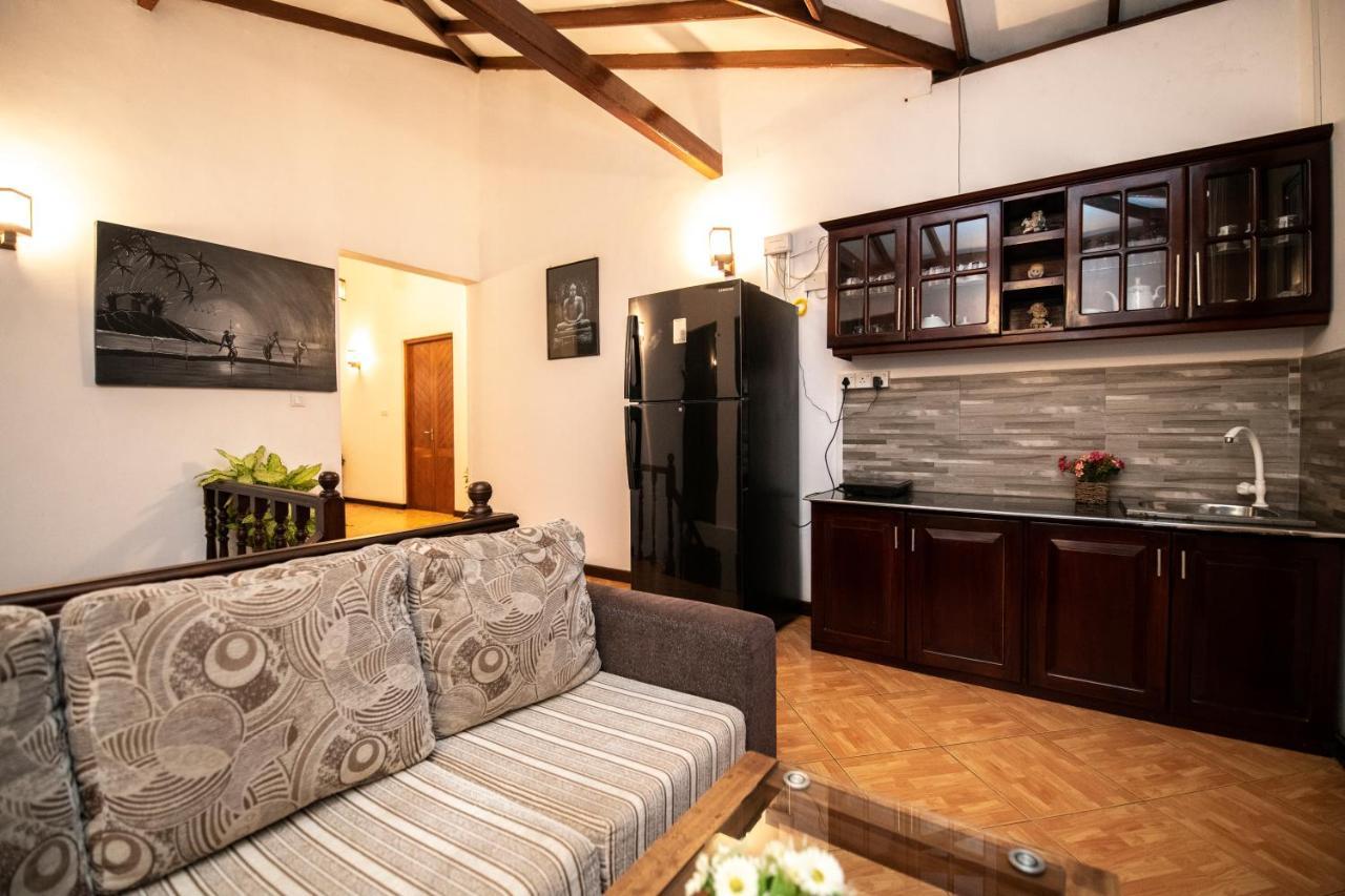 Shakuna Villa Хіккадува Екстер'єр фото
