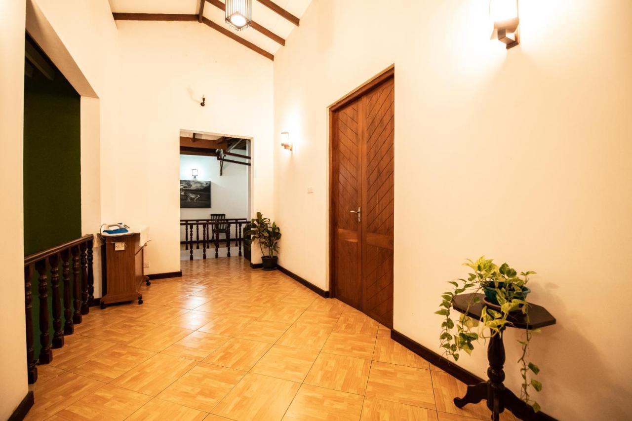 Shakuna Villa Хіккадува Екстер'єр фото
