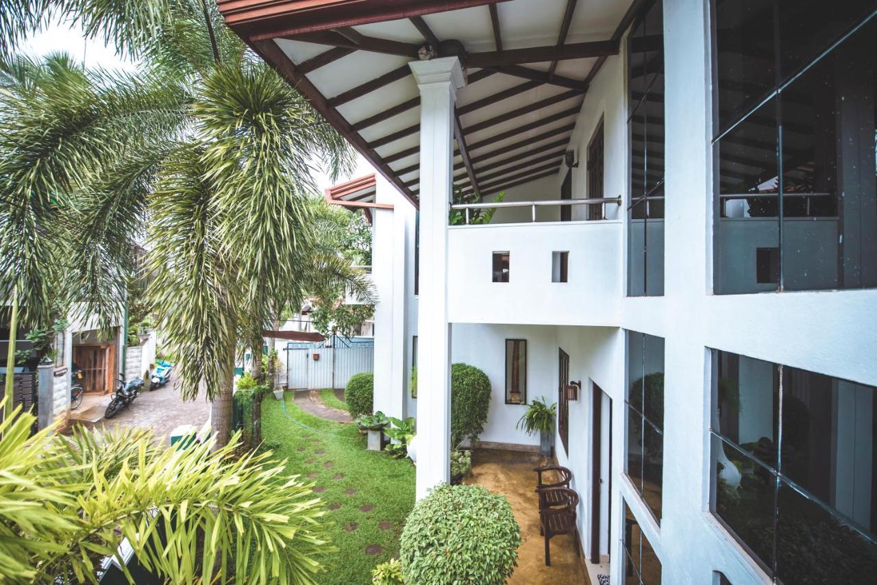 Shakuna Villa Хіккадува Екстер'єр фото